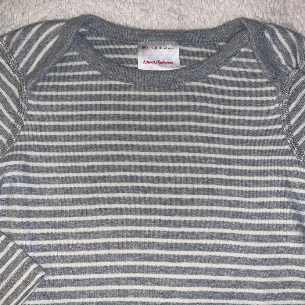 Hanna Andersson Gray & White Striped Onesie 18-24M EUC 80